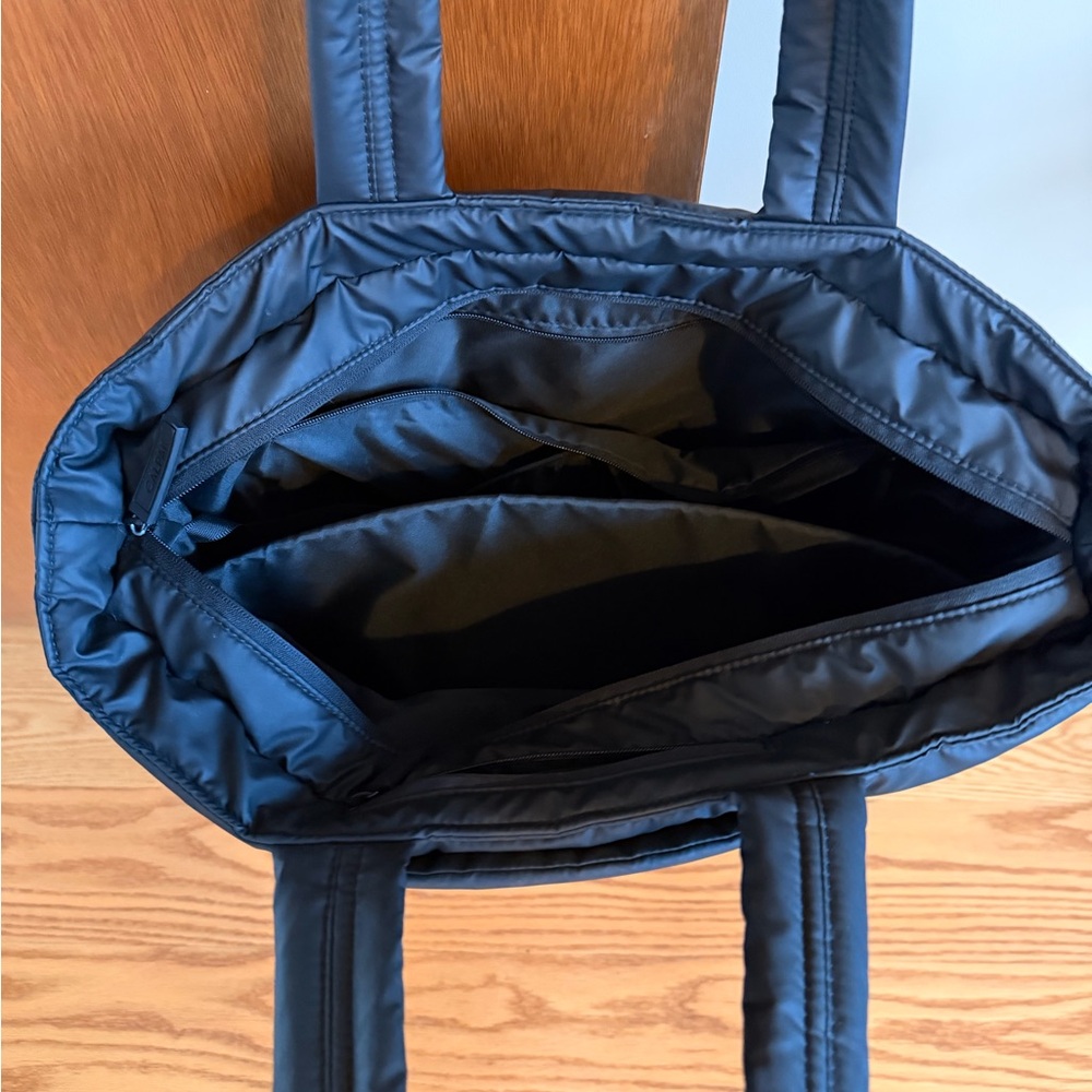 Calpak Luka expandable laptop Tote in matte black - Picture 4 of 5